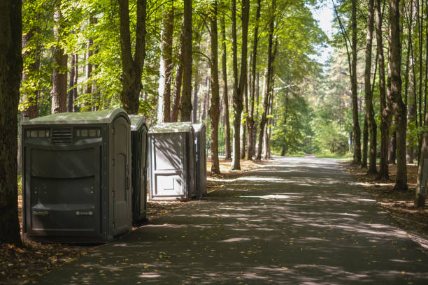 Best Portable restroom trailer rental  in New Hampton, IA